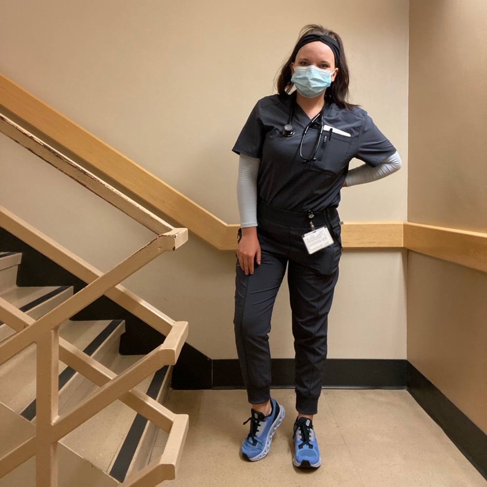 Meet your Posher, Alyssa